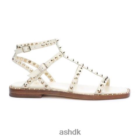 maeva flad sandal med firkantet tå med nitter uberørt Kvinder 2R26T73 ASH sandaler